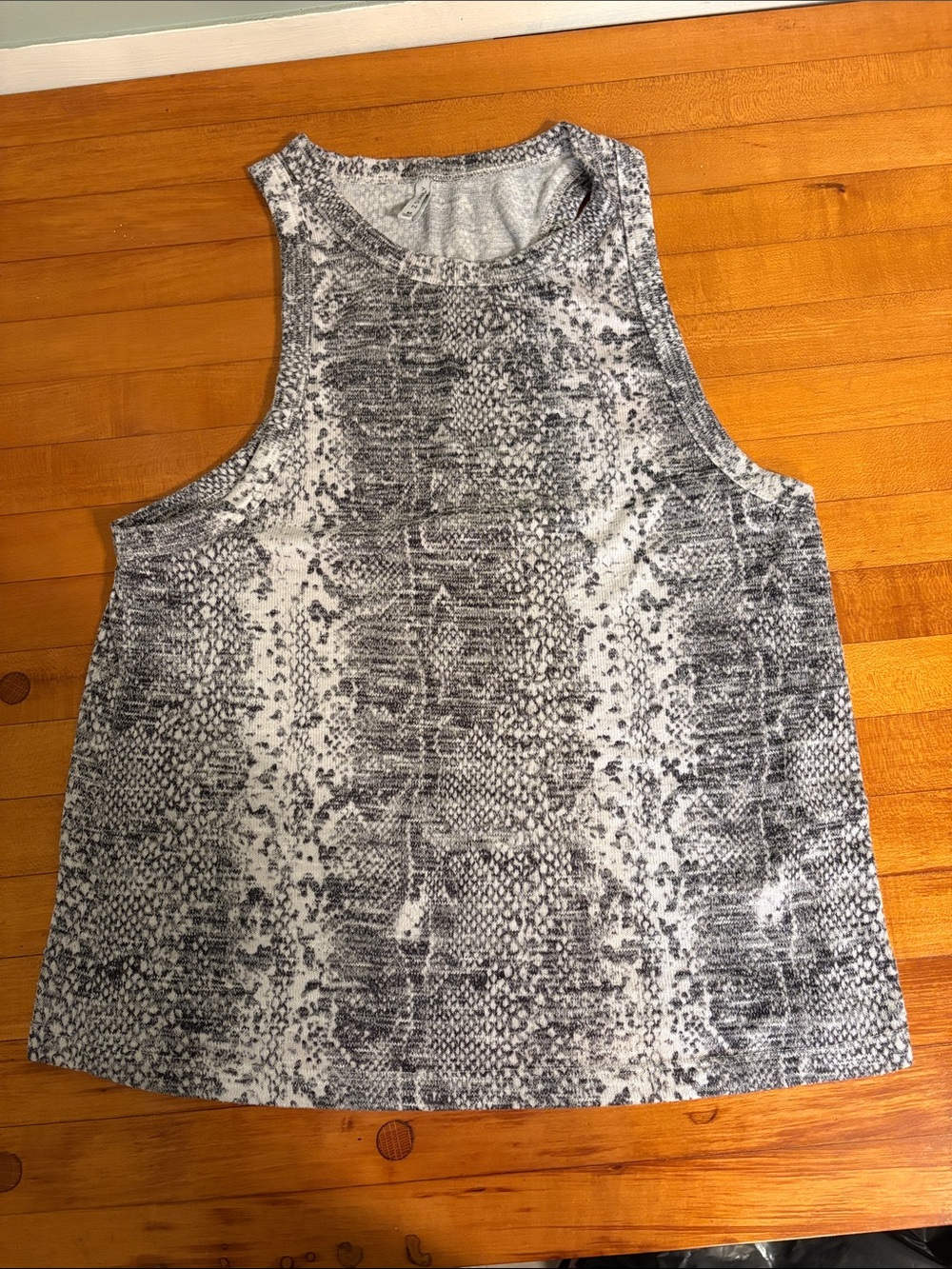 Z Supply Gray Snake-Print Tank